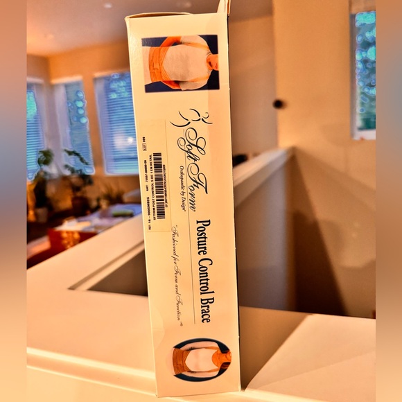 Posture control brace - Picture 7 of 7